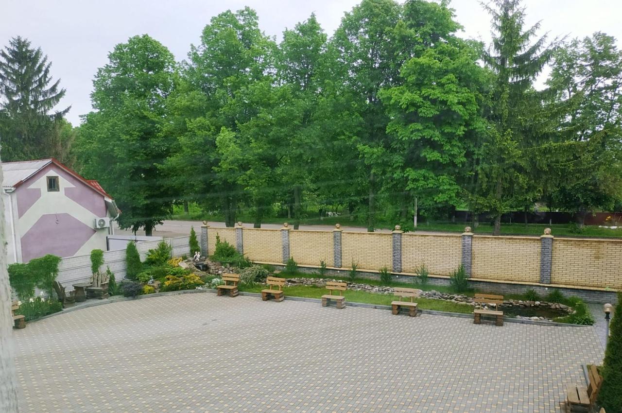 Zhyttedar Ulanov Ngoại thất bức ảnh
